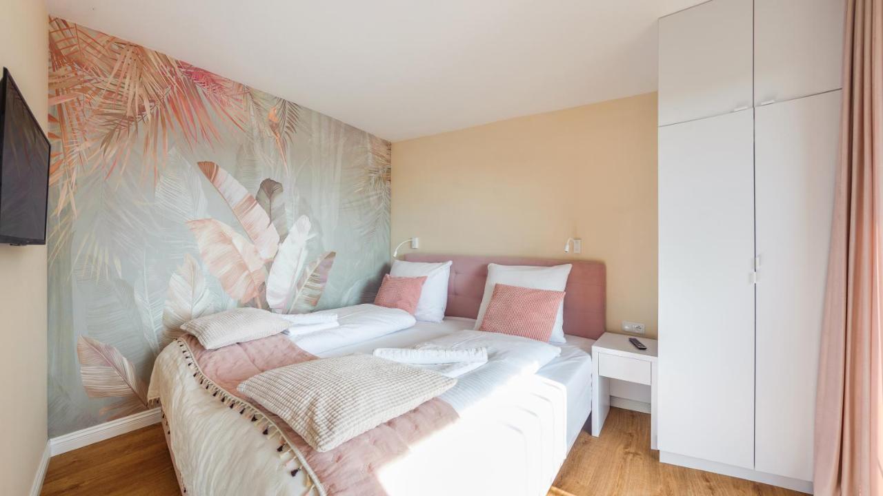 Apartamenty Sun & Snow Kolobrzeg Resorts Z Basenem Exterior photo