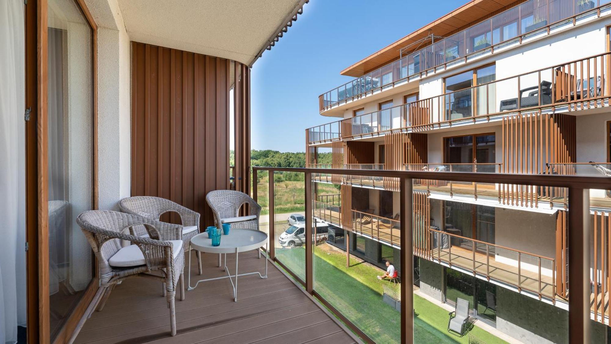 Apartamenty Sun & Snow Kolobrzeg Resorts Z Basenem Exterior photo